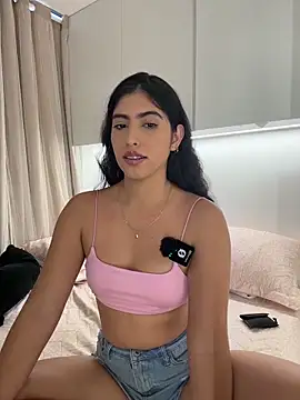 Snapshot of Gaby_zahir_ chatting on November 2, 6:21 pm Gaby zahir online show from November 2, 6:21 pm