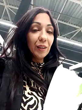 Snapshot of LeticiaWoods chatting on December 7, 5:53 pm LeticiaWoods online show from December 7, 5:53 pm