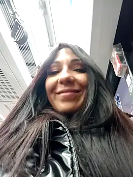 Snapshot of LeticiaWoods chatting on December 20, 1:22 pm LeticiaWoods online show from December 20, 1:22 pm