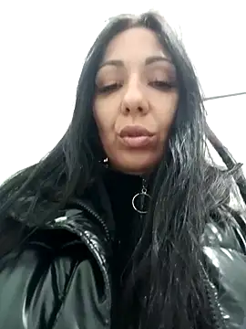 Snapshot of LeticiaWoods chatting on January 8, 1:41 pm LeticiaWoods online show from January 8, 1:41 pm