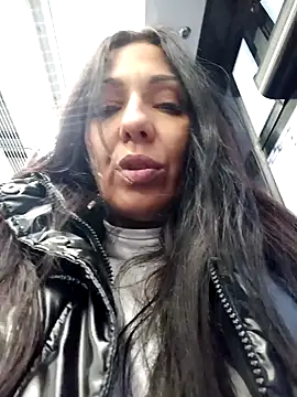 Snapshot of LeticiaWoods chatting on January 12, 1:27 pm LeticiaWoods online show from January 12, 1:27 pm