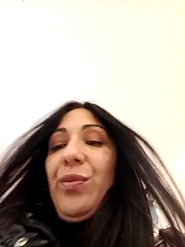 Snapshot of LeticiaWoods chatting on February 7, 12:28 pm LeticiaWoods online show from February 7, 12:28 pm