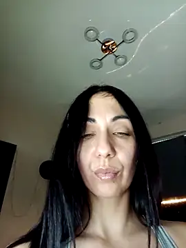 Snapshot of LeticiaWoods chatting on February 27, 9:11 am LeticiaWoods online show from February 27, 9:11 am