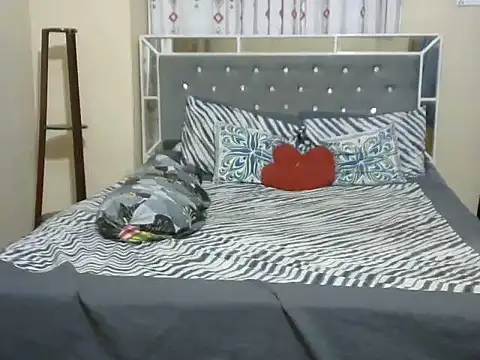 Snapshot of cutebengaligirl chatting on September 12, 2:00 am cutebengaligirl online show from September 12, 2:00 am