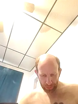 Snapshot of TaylorBlaze chatting on November 1, 2:19 pm TaylorBlaze online show from November 1, 2:19 pm