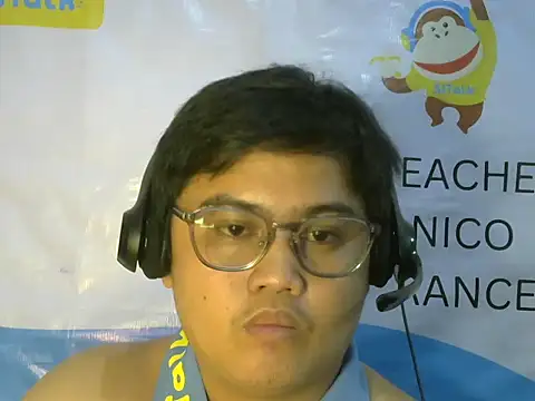 Snapshot of Yummy_Tommy21 chatting on September 20, 5:25 pm Yummy Tommy21 online show from September 20, 5:25 pm