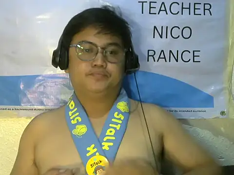 Snapshot of Yummy_Tommy21 chatting on October 2, 6:04 pm Yummy Tommy21 online show from October 2, 6:04 pm