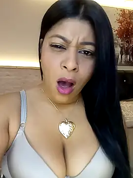 Snapshot of Lashmy111 chatting on September 28, 10:42 am Lashmy111 online show from September 28, 10:42 am