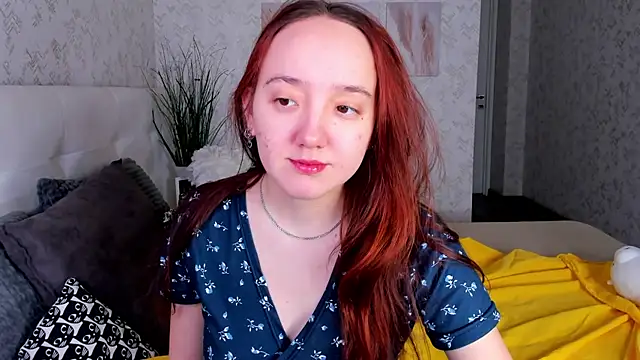 Snapshot of Fera1_Berry chatting on December 4, 1:04 am Fera1 Berry online show from December 4, 1:04 am