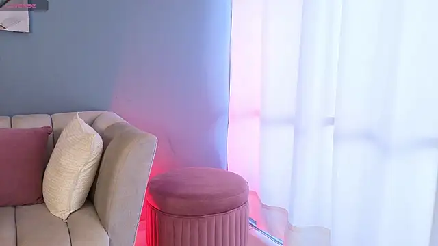 BrookeMiller online show from December 22, 5:21 pm