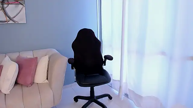 BrookeMiller online show from April 20, 6:42 pm