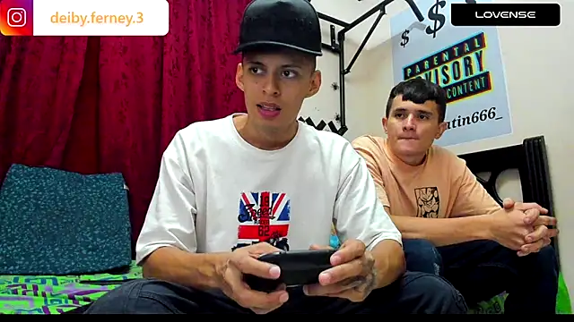 davidlatin66 online show from December 26, 1:29 am