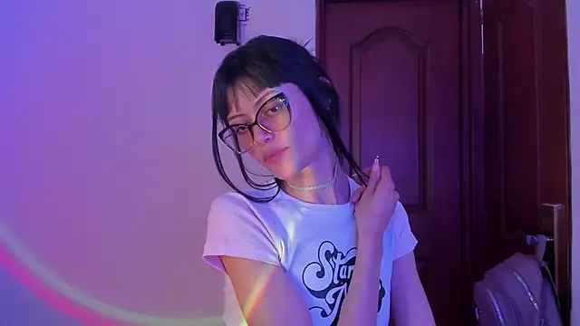 Snapshot of _Jessy_Moon_ chatting on December 11, 8:07 pm Jessy Moon online show from December 11, 8:07 pm