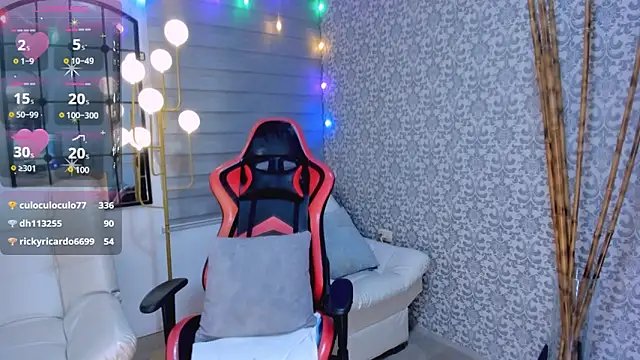 Snapshot of RenataReyes chatting on January 9, 5:02 am RenataReyes online show from January 9, 5:02 am