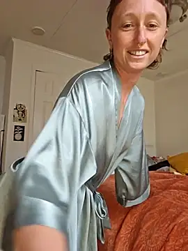 Snapshot of mossy_kiss chatting on March 20, 3:58 pm mossy kiss online show from March 20, 3:58 pm