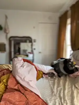 mossy kiss online show from February 15, 6:26 pm