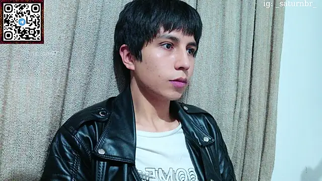 Snapshot of seraph1n chatting on November 12, 5:52 am seraph1n online show from November 12, 5:52 am