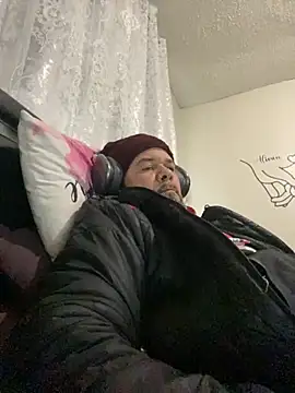 Snapshot of Cristian-Brayan chatting on November 20, 3:23 pm Cristian-Brayan online show from November 20, 3:23 pm