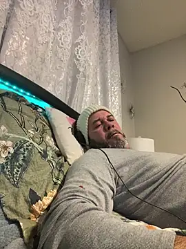 Cristian-Brayan online show from February 2, 11:36 pm