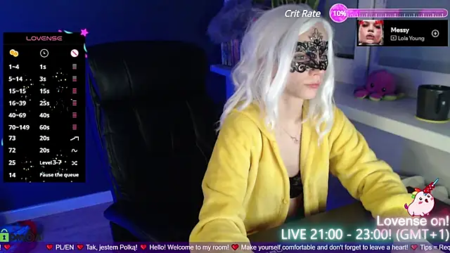 Snapshot of strawberry_muffin chatting on January 8, 8:29 pm strawberry muffin online show from January 8, 8:29 pm