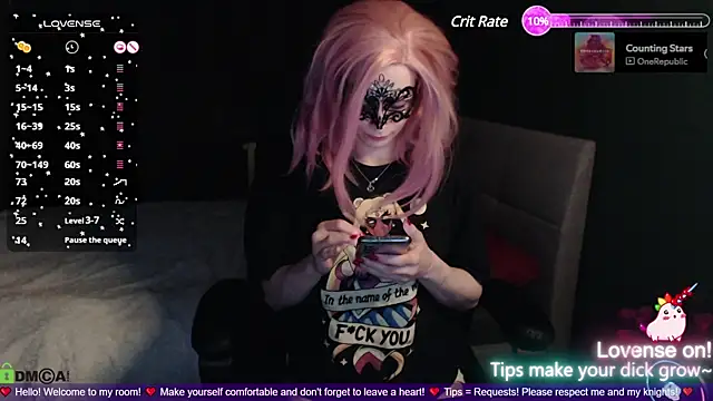 Snapshot of strawberry_muffin chatting on February 11, 5:50 pm strawberry muffin online show from February 11, 5:50 pm