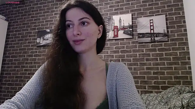  Hot Lady  online show from December 31, 7:29 pm