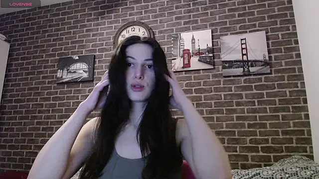  Hot Lady  online show from January 19, 7:15 pm