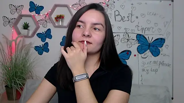 JasmineAsha online show from March 13, 10:15 am