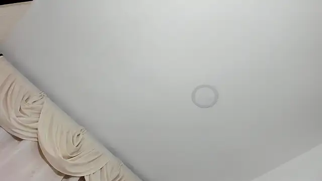 sarita loven online show from December 16, 4:50 am