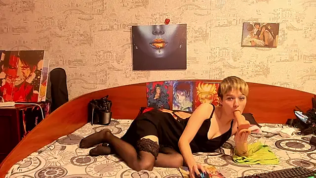 KagamiTayga online show from October 2, 2:18 am