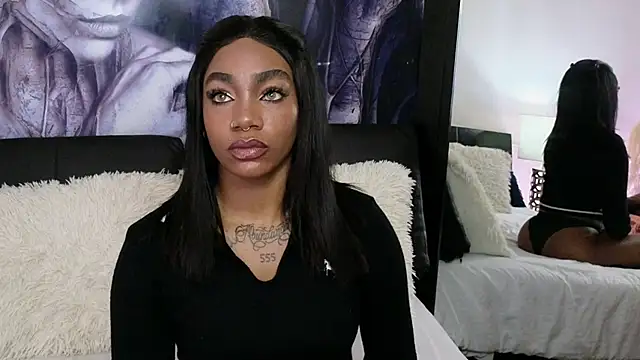 Snapshot of emely_brandon chatting on September 20, 2:12 am emely brandon online show from September 20, 2:12 am