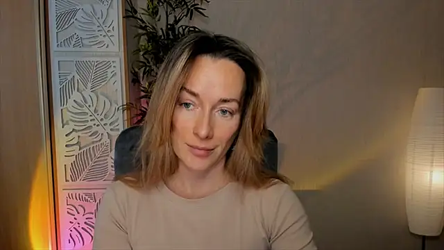 RebeccaMartinez online show from March 2, 7:15 am