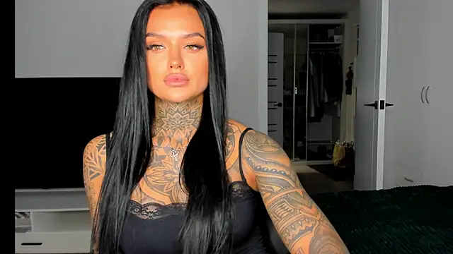 Snapshot of pantera_flashh chatting on September 23, 11:41 pm pantera flashh online show from September 23, 11:41 pm