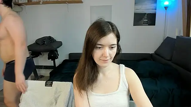 Snapshot of PollyFlame chatting on March 2, 6:59 am PollyFlame online show from March 2, 6:59 am