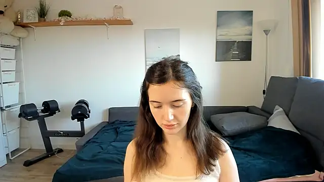 Snapshot of PollyFlame chatting on March 4, 9:40 am PollyFlame online show from March 4, 9:40 am