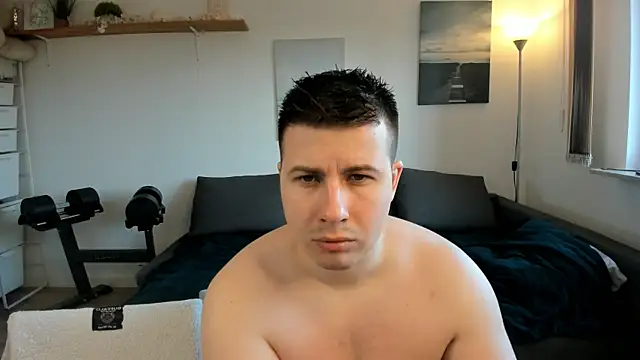 Snapshot of PollyFlame chatting on March 15, 7:31 am PollyFlame online show from March 15, 7:31 am