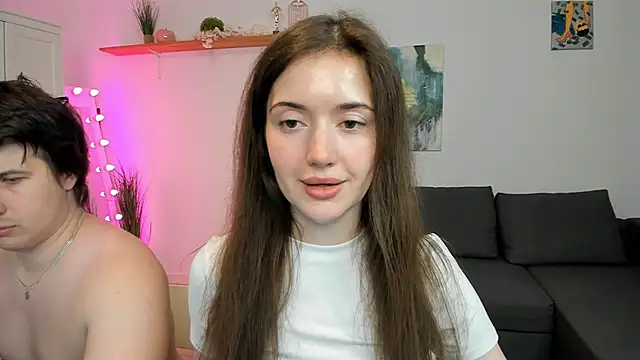 Snapshot of PollyFlame chatting on September 23, 8:23 pm PollyFlame online show from September 23, 8:23 pm