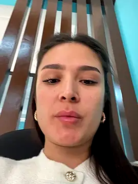 Snapshot of Sweet_Lollypop chatting on November 24, 6:24 am Sweet Lollypop online show from November 24, 6:24 am