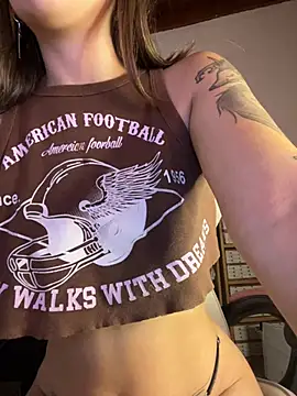 LittleBabyCat22 online show from April 24, 1:52 am