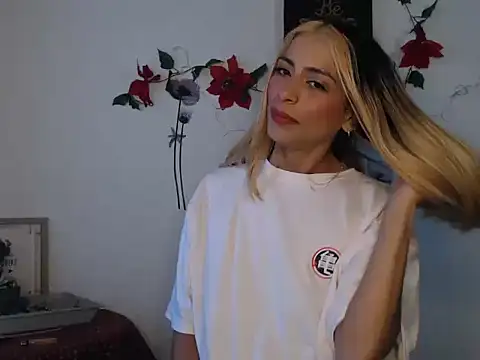 Liamiler01  online show from December 19, 12:45 pm