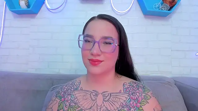 DEVA BLUE  online show from January 19, 4:33 am