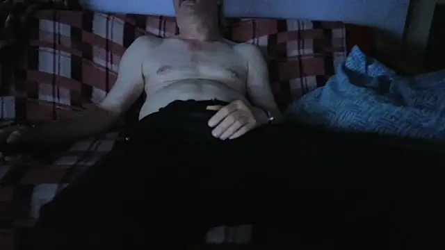 Snapshot of cumloverboyxx69 chatting on November 23, 12:32 am cumloverboyxx69 online show from November 23, 12:32 am