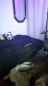 Snapshot of Amy_Aloqua chatting on October 27, 8:13 pm Amy Aloqua online show from October 27, 8:13 pm