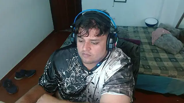 Snapshot of altairstudiosvip_ chatting on December 3, 4:58 am altairstudiosvip online show from December 3, 4:58 am