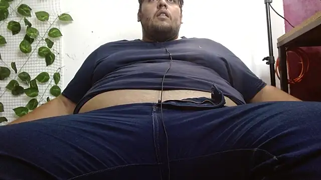 Snapshot of altairstudiosvip_ chatting on March 6, 12:32 am altairstudiosvip online show from March 6, 12:32 am