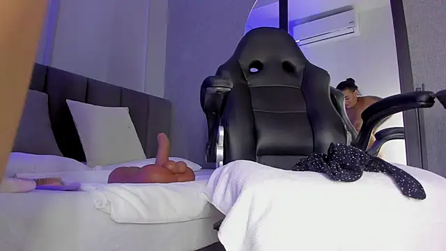 Snapshot of babepolly chatting on November 14, 10:36 am babepolly online show from November 14, 10:36 am