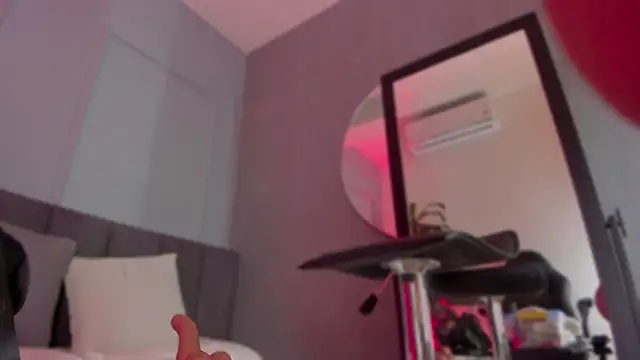 Snapshot of babepolly chatting on November 24, 10:48 am babepolly online show from November 24, 10:48 am