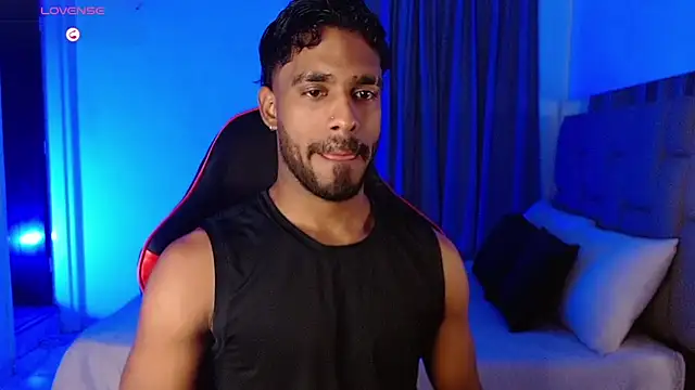 Snapshot of Christian_thor chatting on November 6, 3:40 am Christian thor online show from November 6, 3:40 am