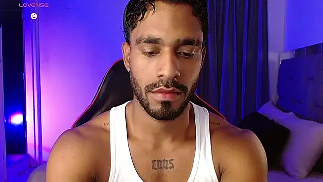 Snapshot of Christian_thor chatting on November 8, 3:39 am Christian thor online show from November 8, 3:39 am