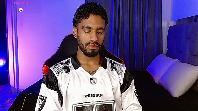 Snapshot of Christian_thor chatting on November 20, 3:50 am Christian thor online show from November 20, 3:50 am